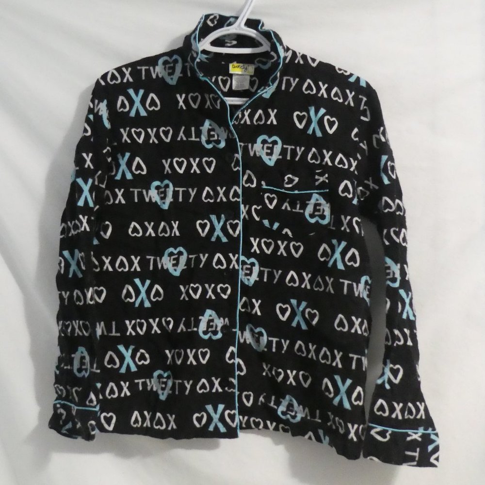TWEETY! | small | Patterned Button-Up Pajama Shirt With Chest Pocket